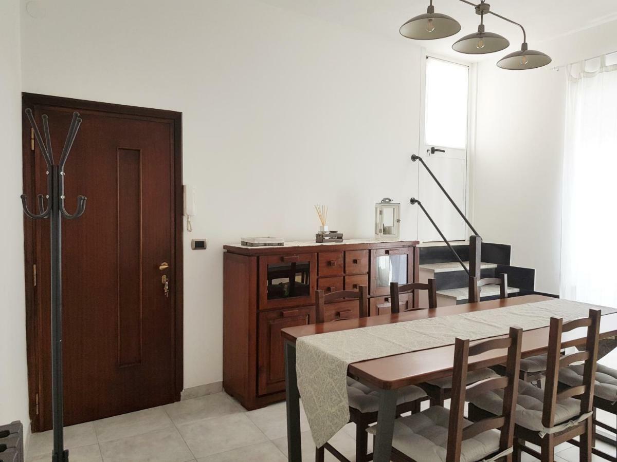 Modern Flat With Panoramic Terrace In Zuccarello公寓 外观 照片